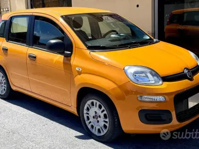 Usata Fiat Panda 70 CV (51 kW) 2021 Arancione Utilitaria