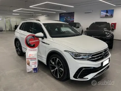 Usata VW Tiguan R-line 150 CV (110 kW) 2021 Bianco SUV