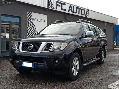 usata Nissan Navara 2.5 dCi 190CV 4 porte Double Cab hard top Gancio Pedane