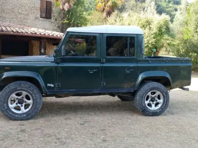Usata Land Rover Defender 122 CV (89 kW) 2002 Pick-up