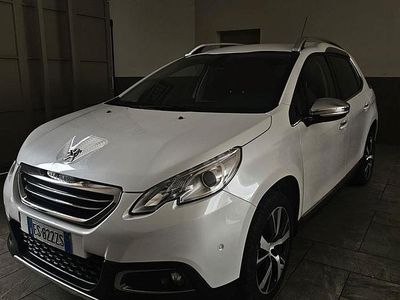 Usata Peugeot 2008 Allure 92 CV (67 kW) 2013 Bianco SUV