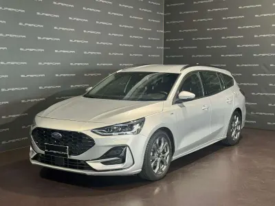 Usata Ford Focus ST-Line 116 CV (85 kW) 2023 Argento Station wagon