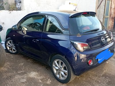 Opel Adam