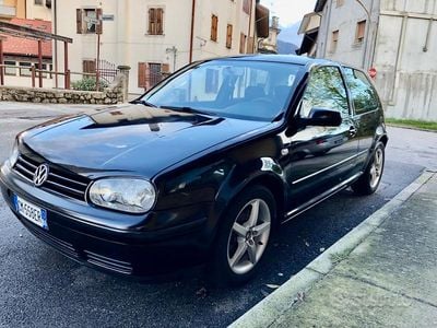 Usata VW Golf IV 130 CV (95 kW) 2002 Nero Berlina