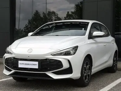 Usata MG MG3 Luxury 195 CV (143 kW) 2025 Bianco Utilitaria