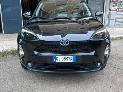 Usata Toyota Yaris Hybrid