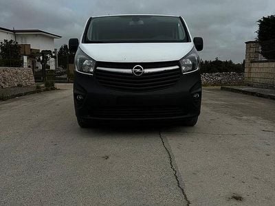Usata Opel Vivaro 95 CV (69 kW) 2018 Bianco Monovolume