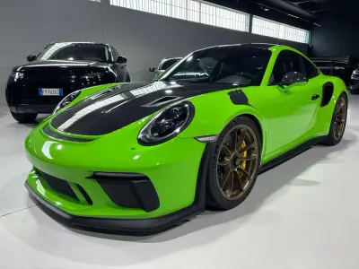 Usata Porsche 911 GT3 RS 521 CV (383 kW) 2020 Verde Coupé