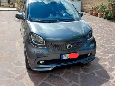 Usata Smart ForFour 71 CV (52 kW) 2018 Nero Utilitaria