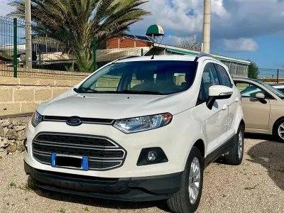 Usata Ford Ecosport Titanium 95 CV (69 kW) 2017 Bianco SUV