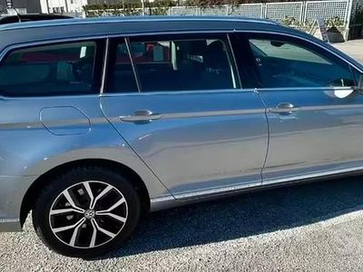 Usata VW Passat 150 CV (110 kW) 2018 Grigio Station wagon