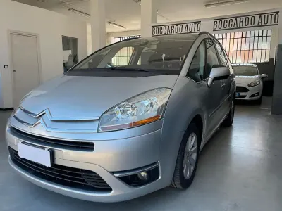 Usata Citroën Grand C4 Picasso Exclusive 109 CV (80 kW) 2010 Argento Monovolume