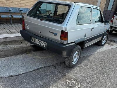Usado Fiat Panda 4x4 50 CV (36 kW) 1989 Utilitario