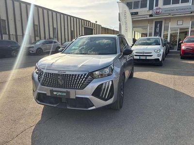 Usado Peugeot 2008 Allure 131 HP (96 kW) 2023 Cinzento SUV