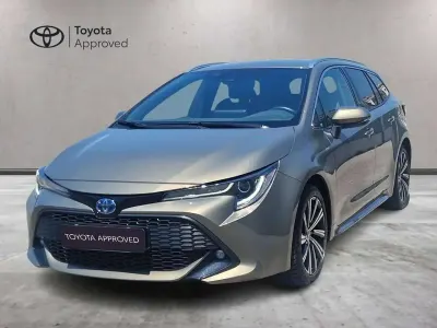 Usata Toyota Corolla Style 98 CV (72 kW) 2022 Oxide bronze Station wagon