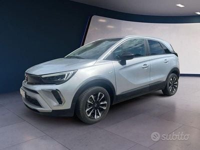 Begagnad Opel Crossland X Elegance 110 HK (80 kW) 2024 Grå SUV