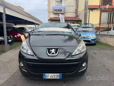 Käytetty Peugeot 207 95 HP (69 kW) 2010 Harmaa Sedan