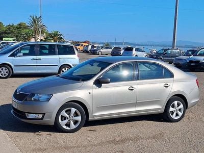 Usata Skoda Rapid Ambition 86 CV (63 kW) 2013 Argento Utilitaria