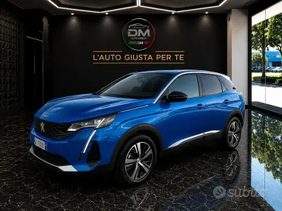 Usata Peugeot 3008 Allure 131 CV (96 kW) 2022 Blu/azzurro SUV