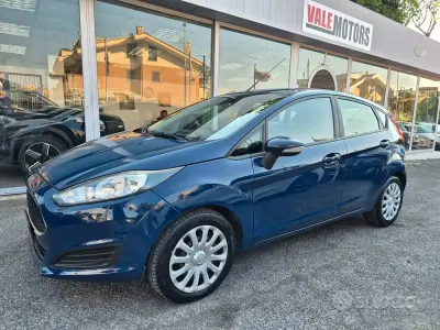 Usata Ford Fiesta Business Edition 75 CV (55 kW) 2016 Blu Utilitaria