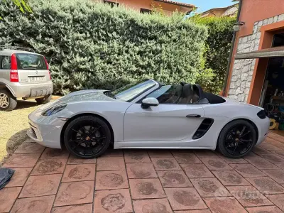 Usata Porsche 718 Boxster 256 CV (188 kW) 2022 Bianco Cabrio