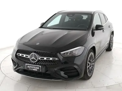 Begagnad Mercedes GLA250 Advanced Plus 224 HK (164 kW) 2024 Svart SUV
