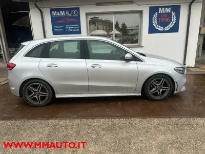 Usata Mercedes B180 116 CV (85 kW) 2020 Argento Utilitaria