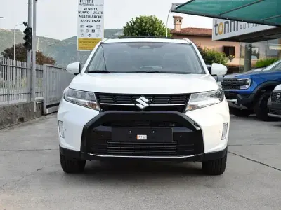 Nuova Suzuki Vitara 110 CV (80 kW) 2026 Argento new york metallizzato SUV