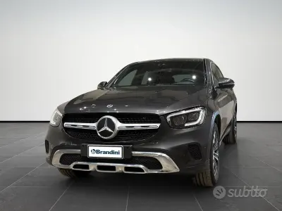 Usata Mercedes GLC300 245 CV (180 kW) 2019 Nera SUV
