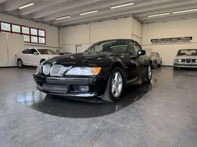 Begagnad BMW Z3 116 HK (85 kW) 1997 Svart Cab