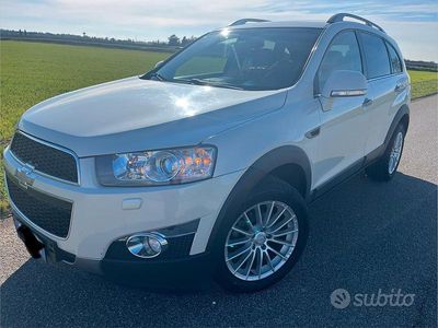 Usata Chevrolet Captiva LTZ 184 CV (135 kW) 2012 Bianco SUV