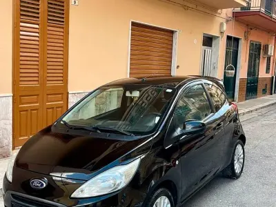 Usata Ford Ka 69 CV (50 kW) 2010 Nero Utilitaria