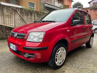 Begagnad Fiat Panda 60 HK (44 kW) 2009 Röd Halvkombi
