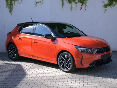 Nuova Opel Corsa 101 CV (74 kW) 2026 Utilitaria