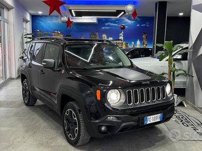 Usata Jeep Renegade Trailhawk 170 CV (125 kW) 2016 Nero SUV