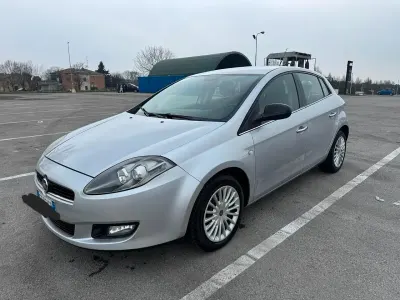 Usata Fiat Bravo 105 CV (77 kW) 2014 Grigio Utilitaria