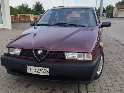 Usata Alfa Romeo 155 116 CV (85 kW) 1993 Berlina