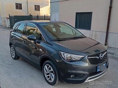 Usata Opel Crossland X 99 CV (72 kW) 2018 Grigio SUV