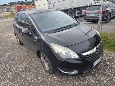 Usata Opel Meriva 120 CV (88 kW) 2015 Nero Monovolume