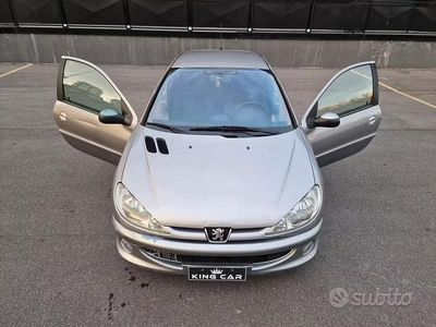 Usata Peugeot 206 88 CV (64 kW) 2004 Grigio Berlina
