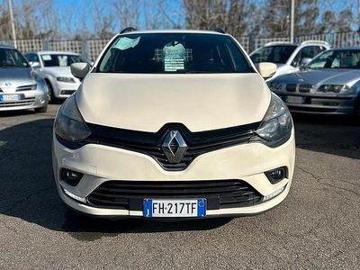 Usata Renault Clio IV Life 75 CV (55 kW) 2017 Beige Berlina