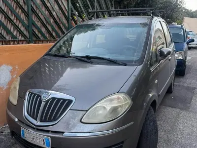 Usata Lancia Musa 69 CV (50 kW) 2008 Monovolume