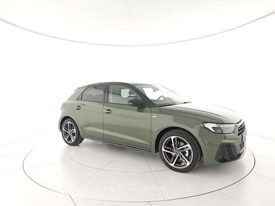Nuova Audi A1 Design 116 CV (85 kW) 2025 Verde SUV