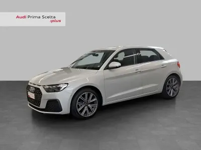 Usata Audi A1 Sportback Admired 95 CV (69 kW) 2023 Argento cavo metallizzato Utilitaria