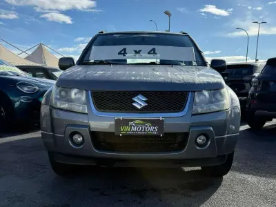 Usata Suzuki Grand Vitara 129 CV (94 kW) 2007 Argento SUV