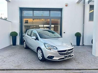 Usata Opel Corsa 90 CV (66 kW) 2018 Argento Berlina