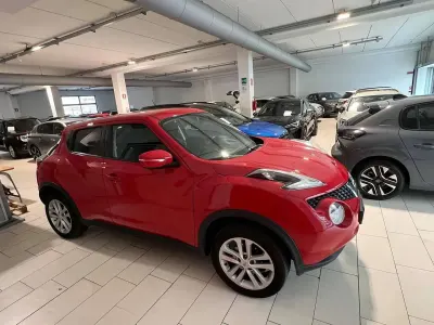 Usata Nissan Juke Acenta 117 CV (86 kW) 2018 Rosso SUV