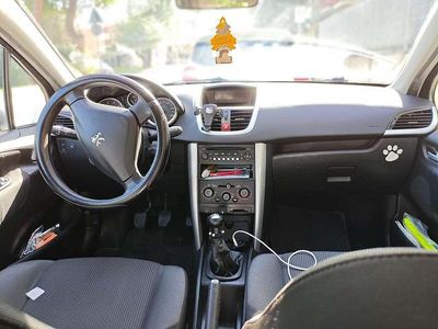 Usata Peugeot 207 73 CV (53 kW) 2013 Bianco Berlina