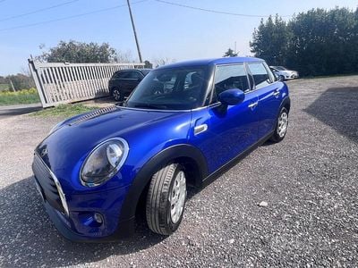 Usata Mini ONE 75 CV (55 kW) 2020 Blu/azzurro Utilitaria