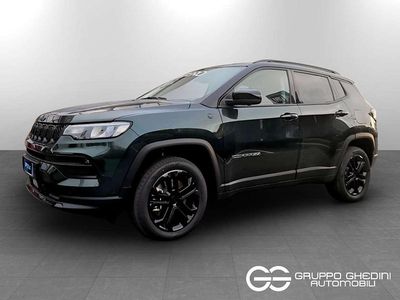 Nuova Jeep Compass North 179 CV (131 kW) 2025 Tech green con tetto nero SUV